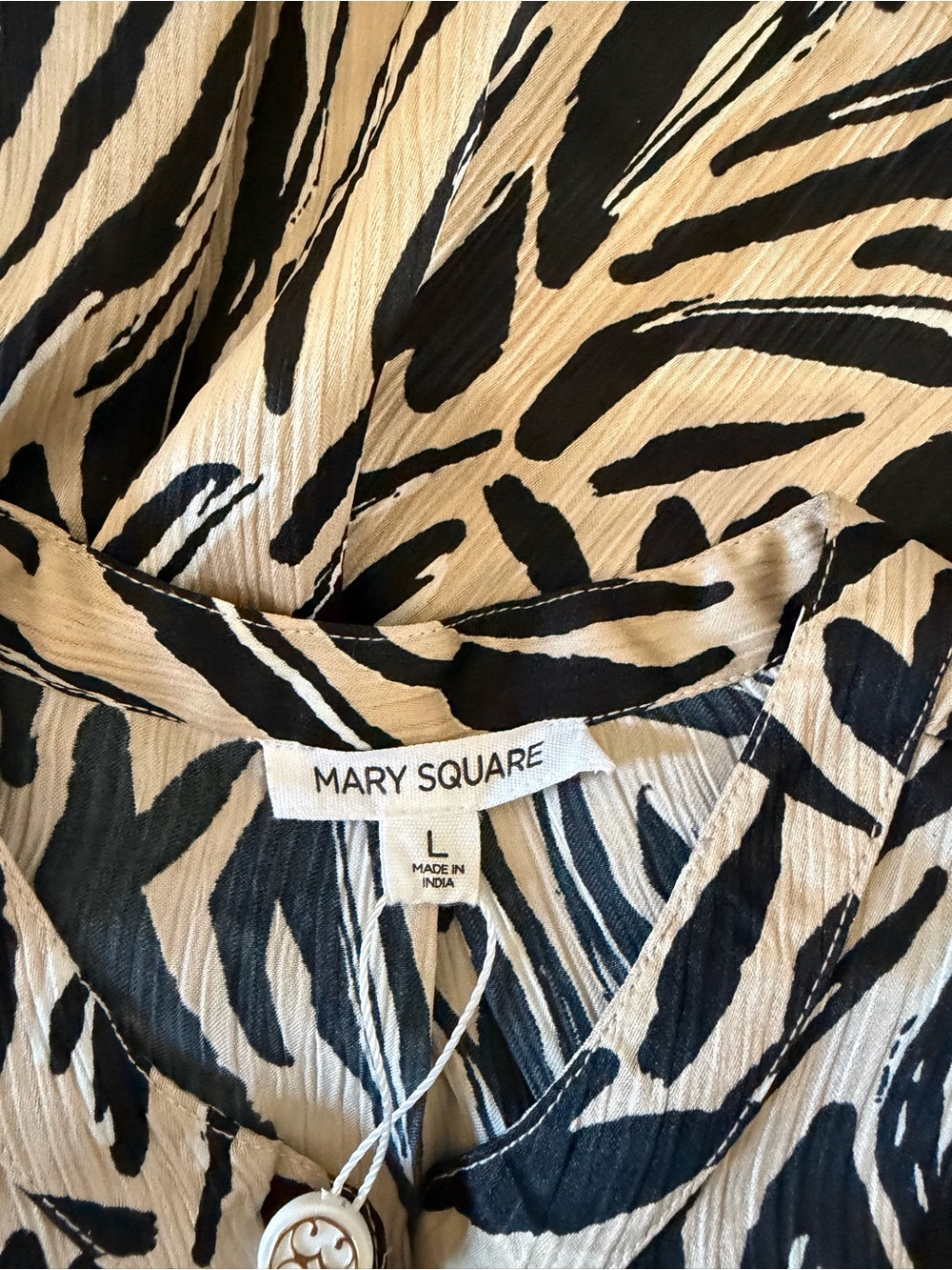 Mary Square Women’s Neutral Tie-Waist Dress - Picture 6 of 9